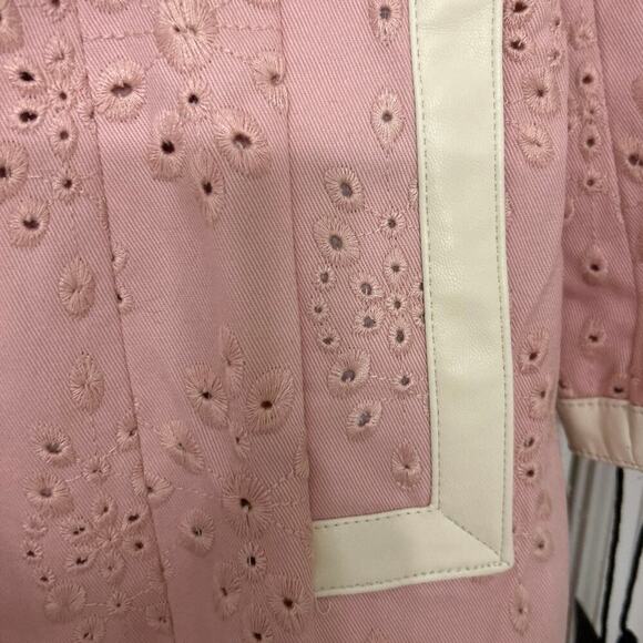 KATHY IRELAND NWT Gabrielle Petal Pink  Cotton Eyelet Trench Coat Size Large - Picture 10 of 16